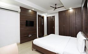 Spot On San Tower Hotel